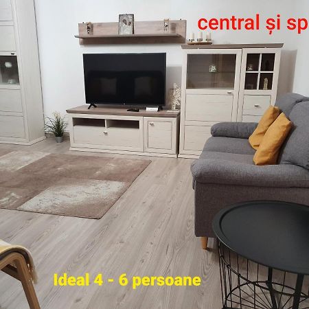 Mia Central Apart, 3 Rooms, 2 Baths, Afi Mall Braşov Extérieur photo