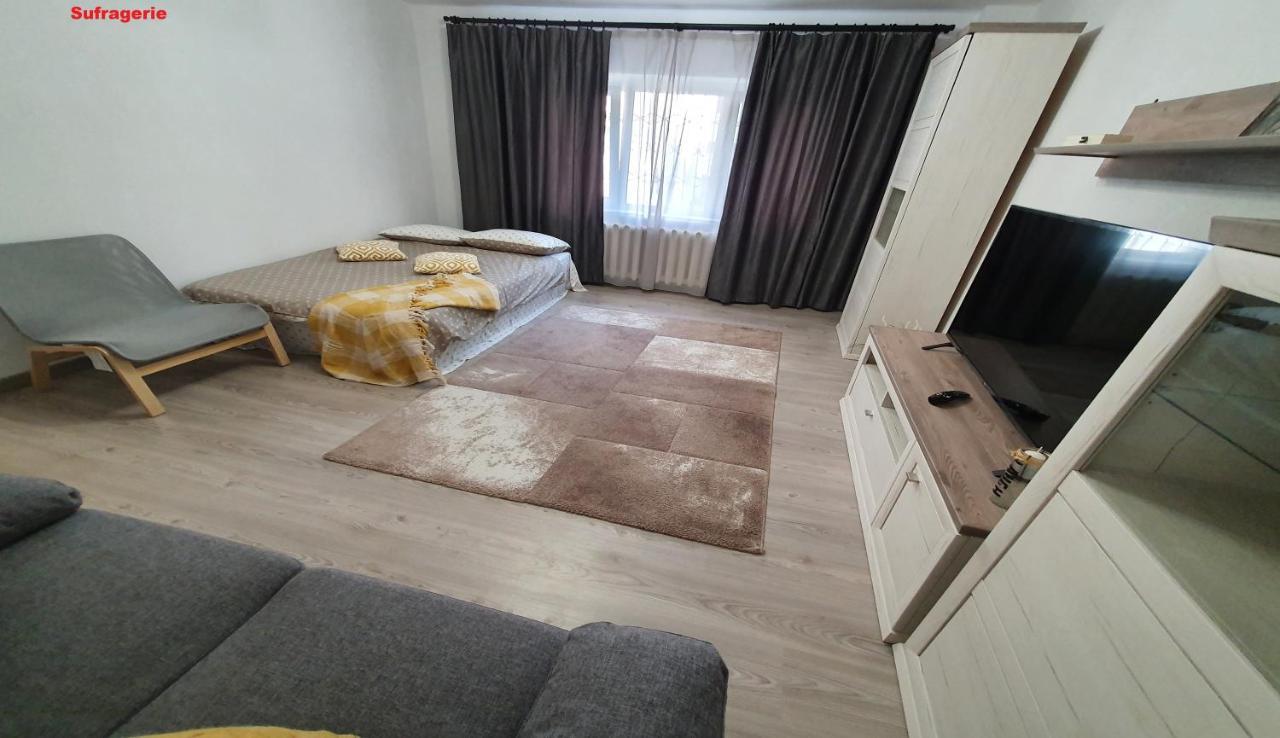 Mia Central Apart, 3 Rooms, 2 Baths, Afi Mall Braşov Extérieur photo