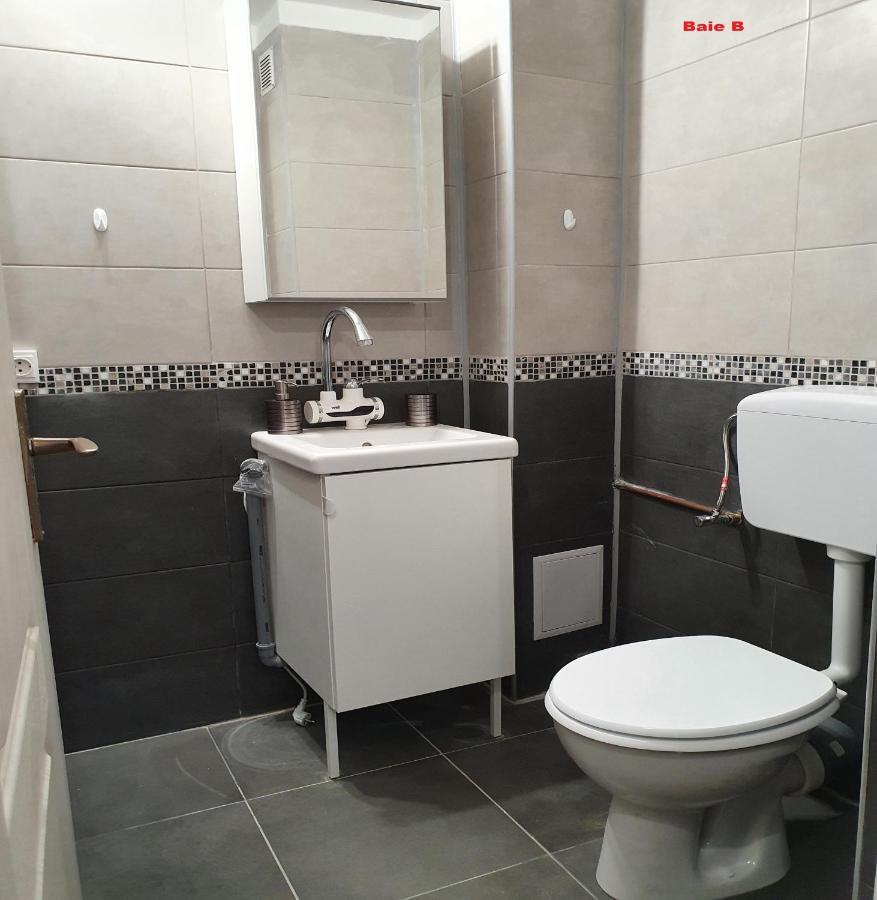 Mia Central Apart, 3 Rooms, 2 Baths, Afi Mall Braşov Extérieur photo